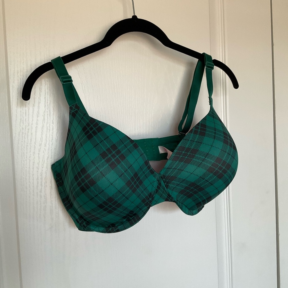 PINK Victoria's Secret Green Plaid Underwire T-Shirt Bra